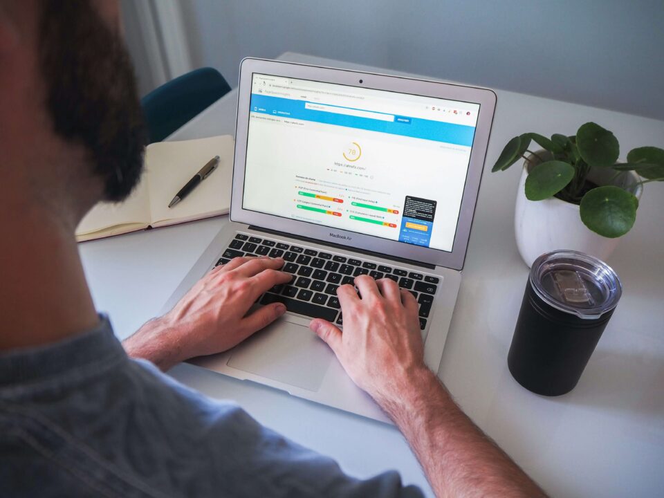 assessing website speed in laptop screen